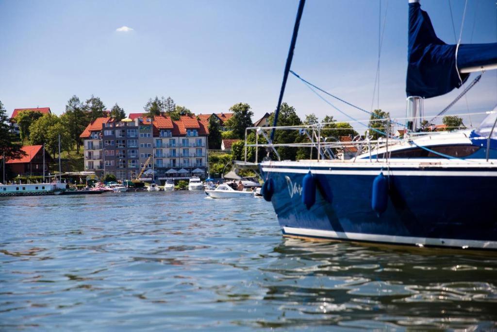 Ach Mazury Bed & Breakfast Mikołajki Екстериор снимка